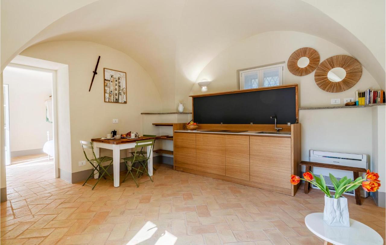 2 Bedroom Gorgeous Apartment In Bastia Di Albenga Exterior foto